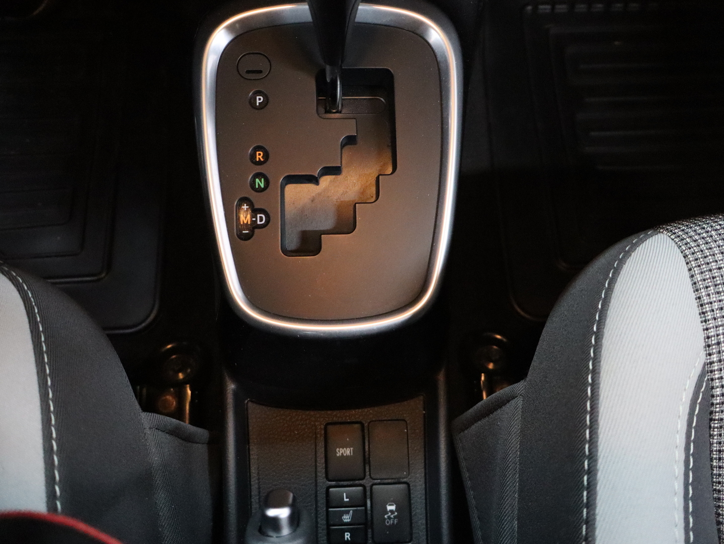 TOYOTA Yaris 2020