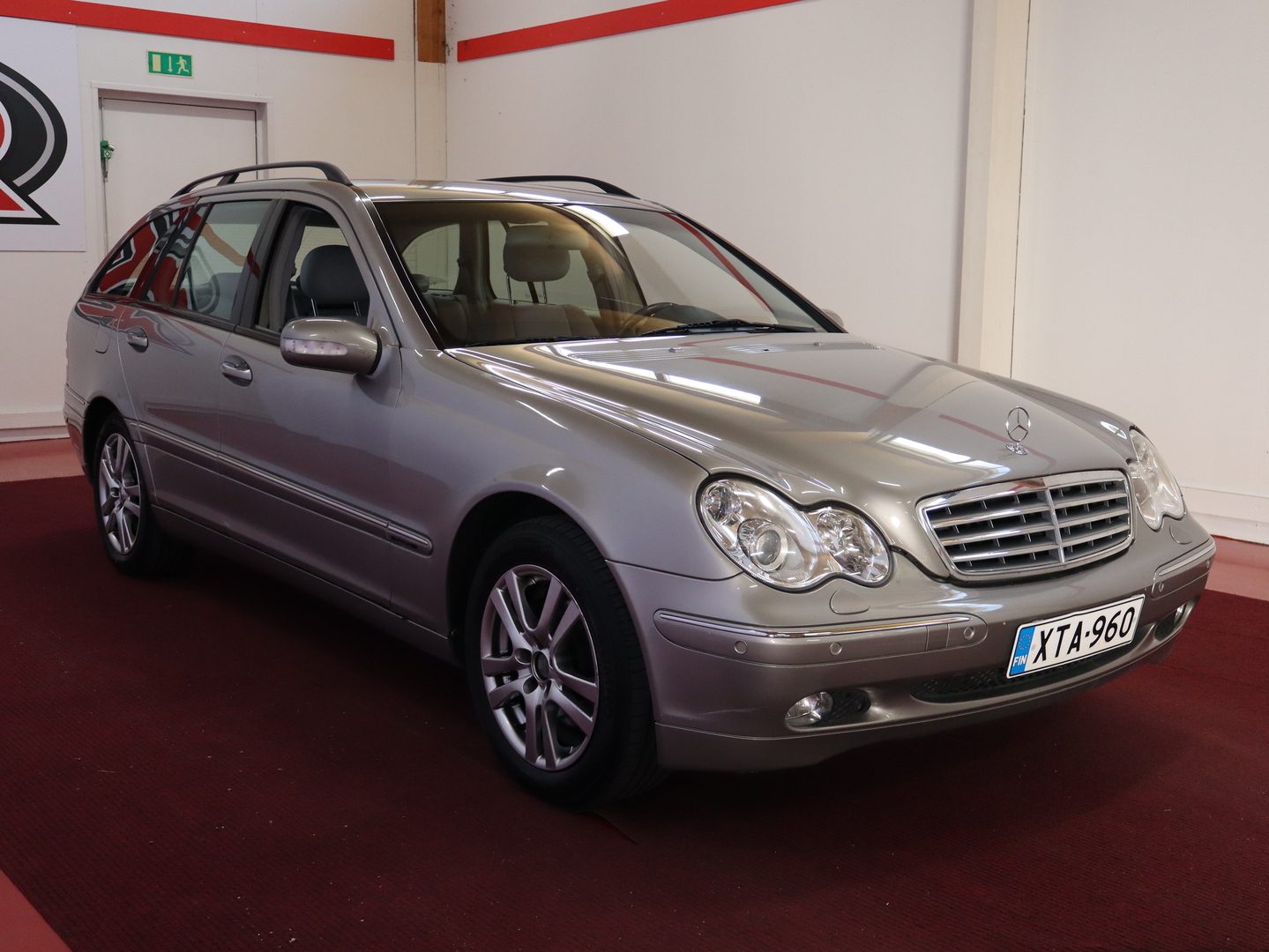 MERCEDES-BENZ C 2003