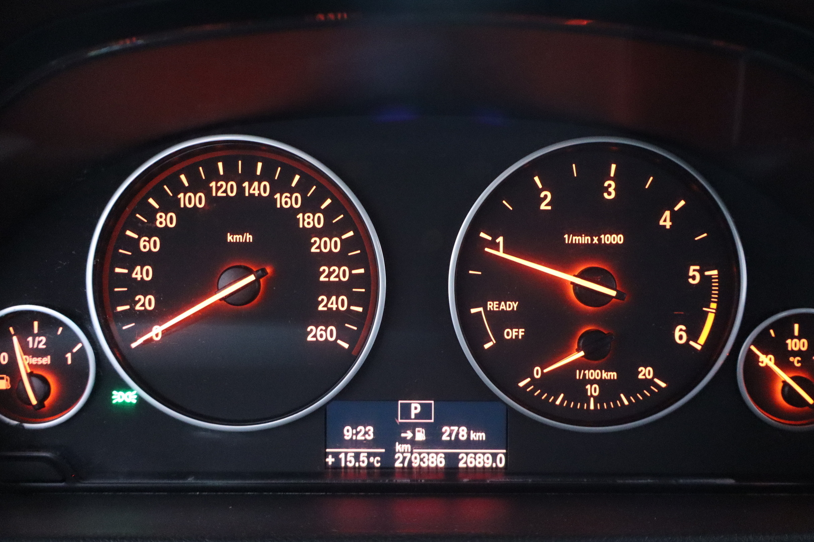 BMW 318 Gran Turismo 2014