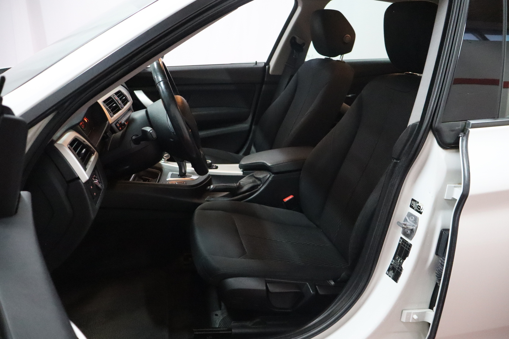 BMW 318 Gran Turismo 2014