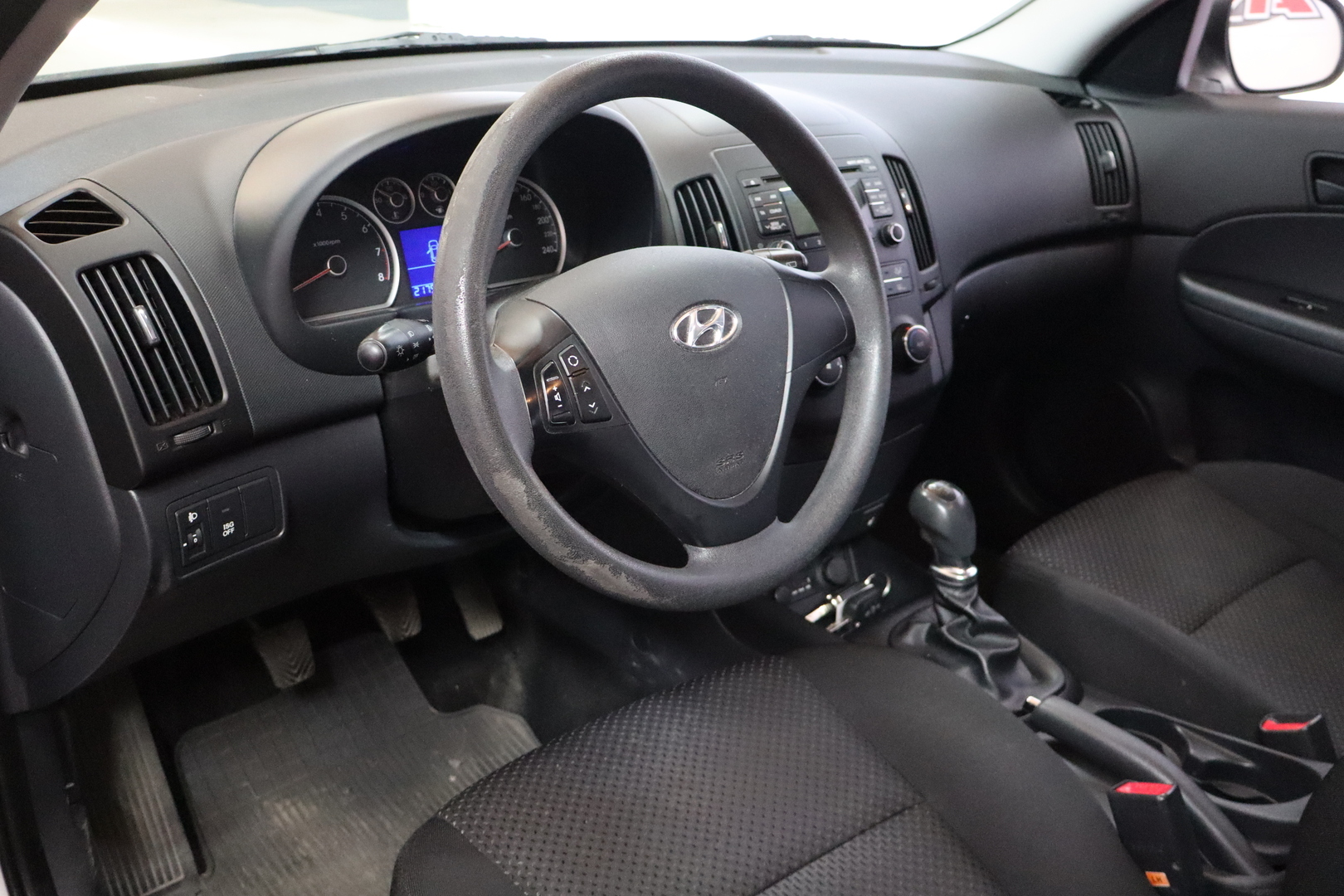 HYUNDAI i30 2012