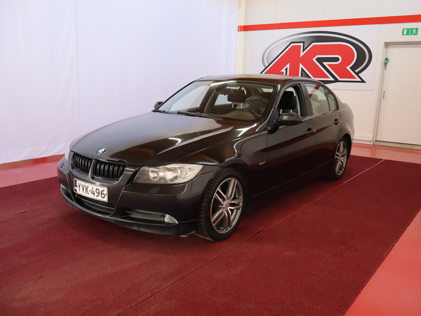 BMW 320 2008