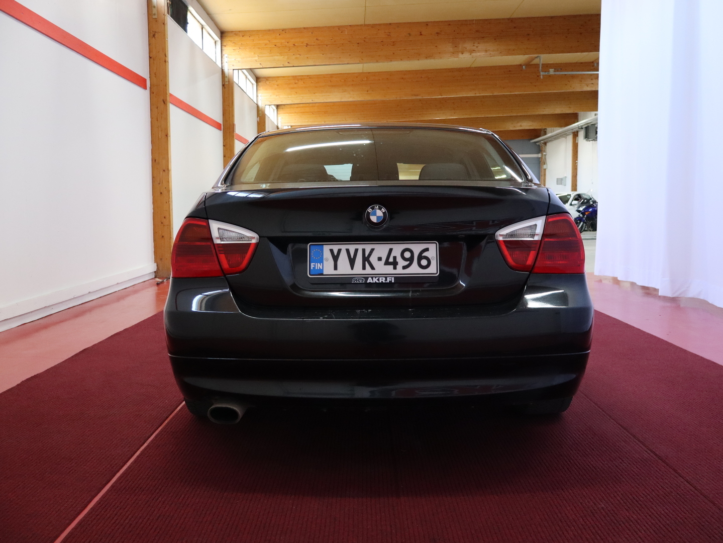 BMW 320 2008