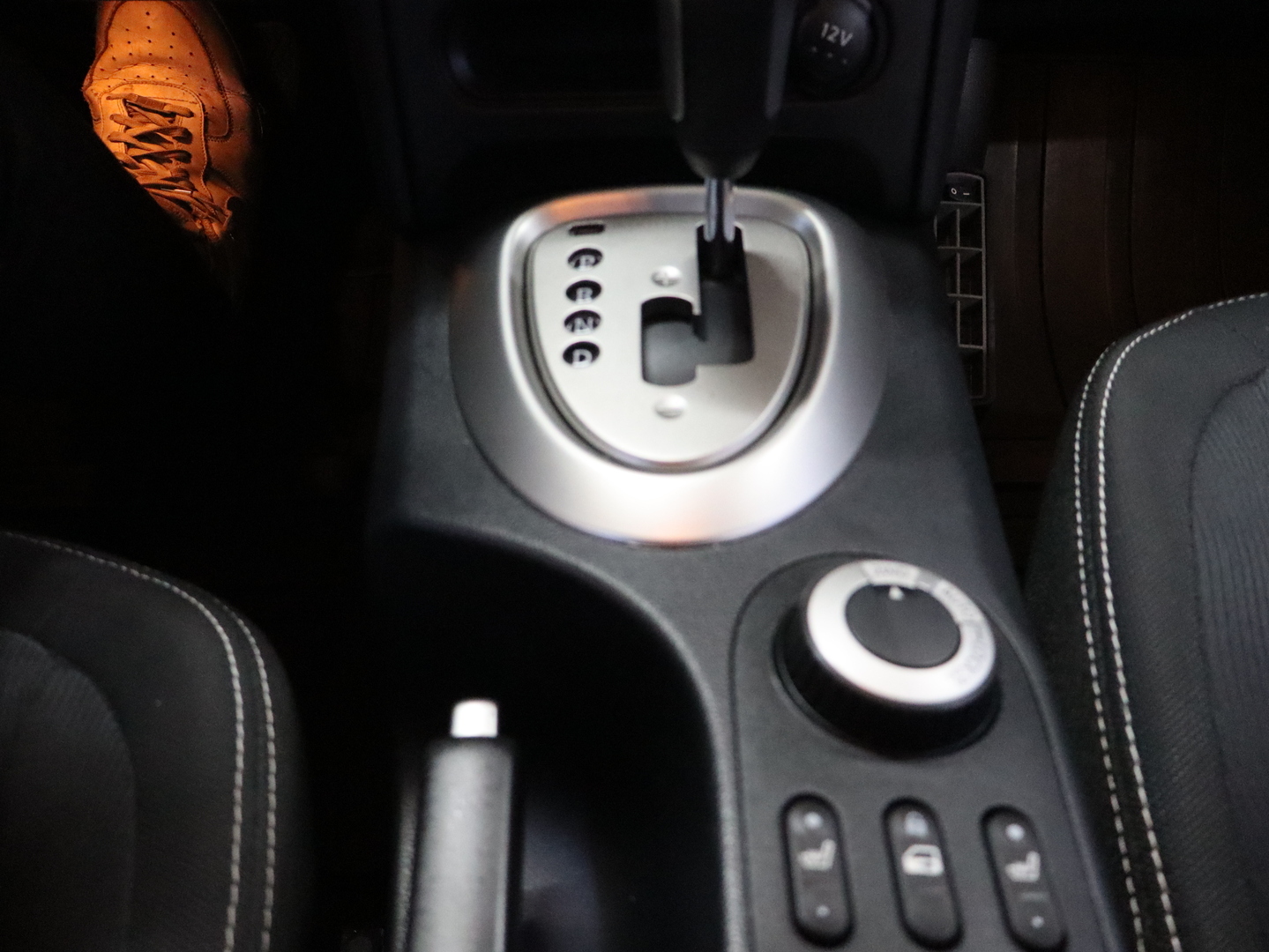 NISSAN Qashqai 2010