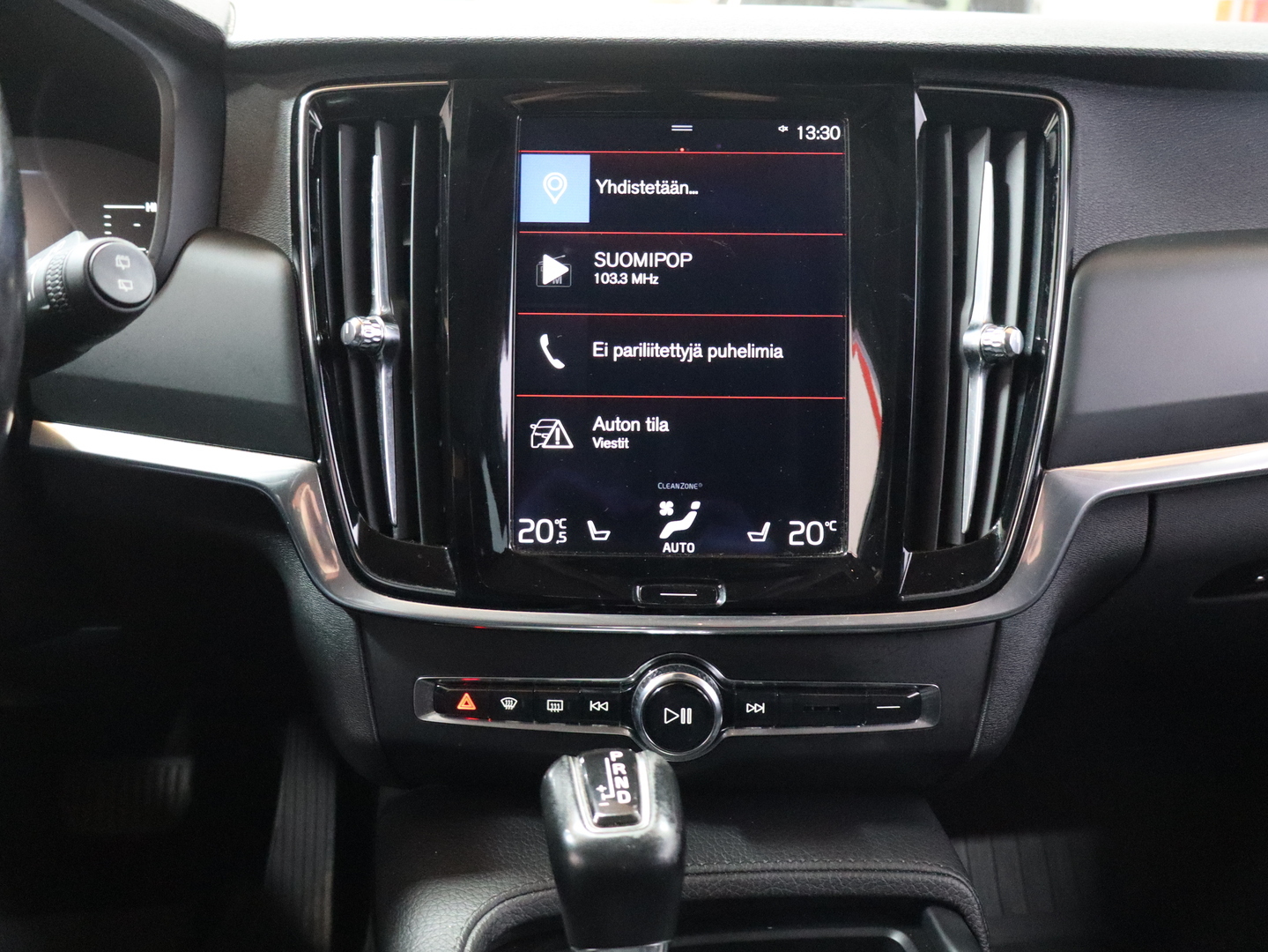 VOLVO V90 2016