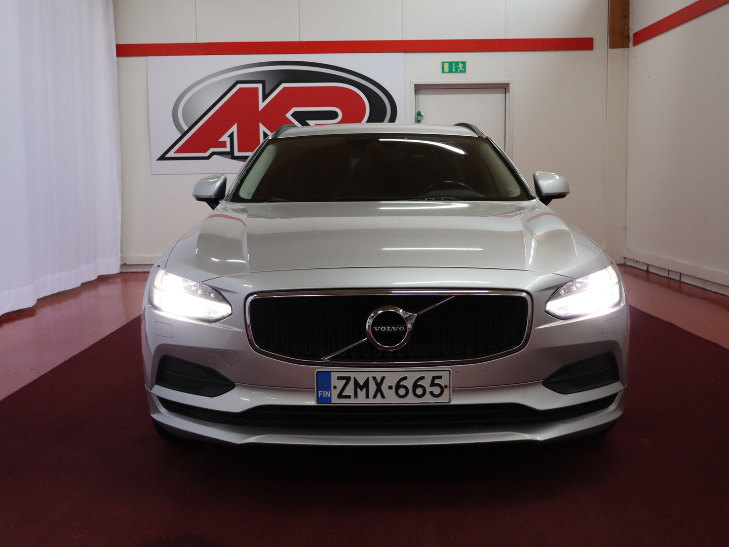 VOLVO V90 2016