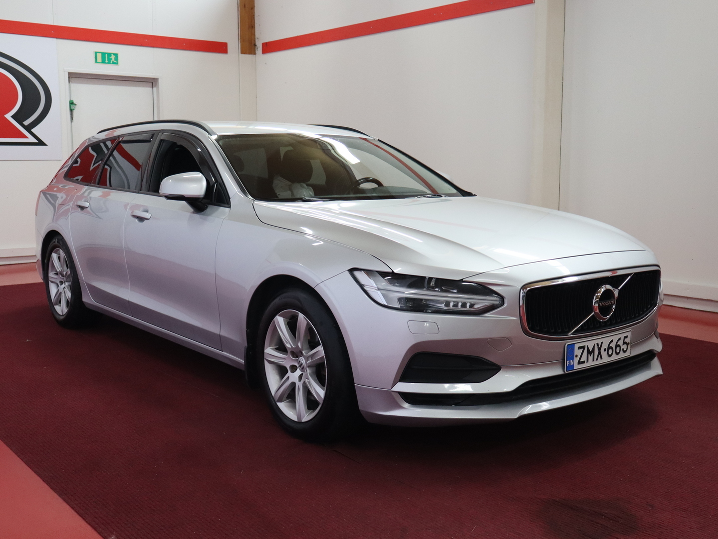 VOLVO V90 2016