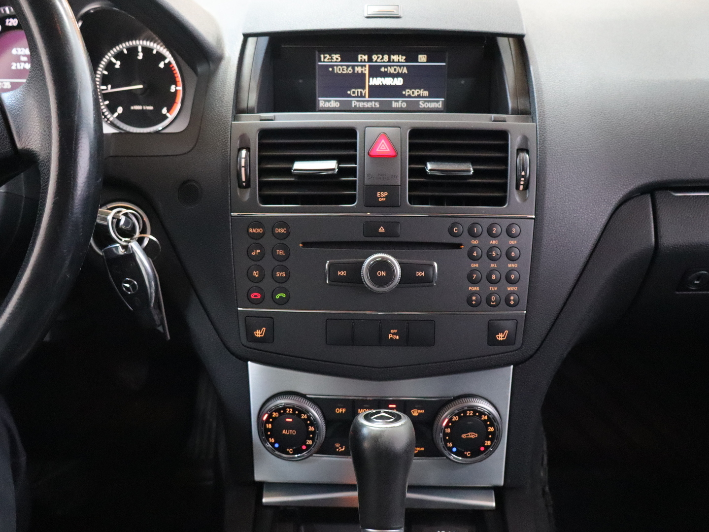 MERCEDES-BENZ C 2010