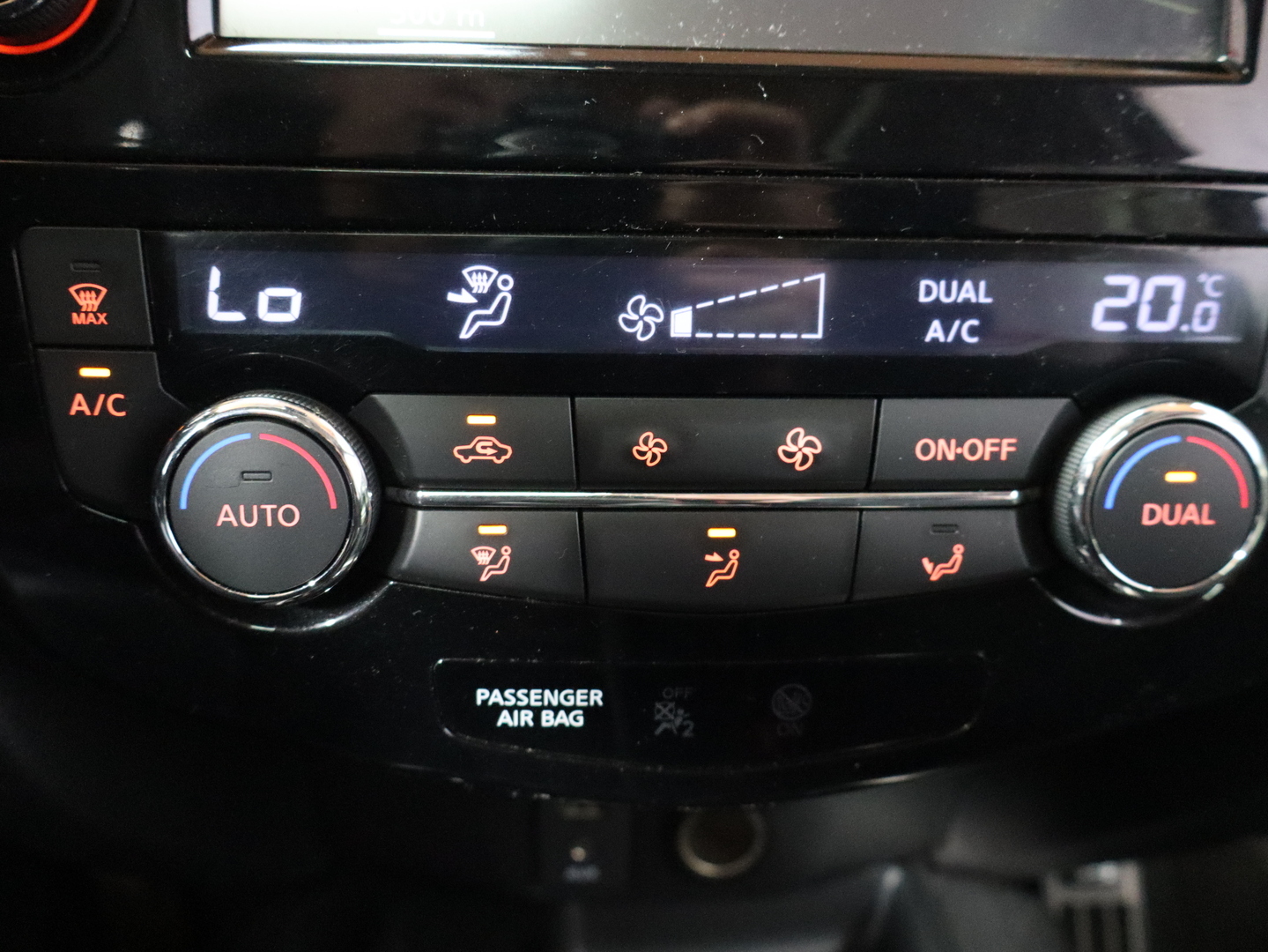 NISSAN X-Trail 2015
