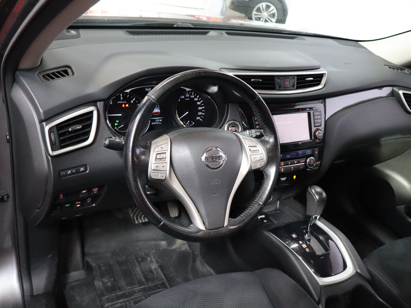 NISSAN X-Trail 2015