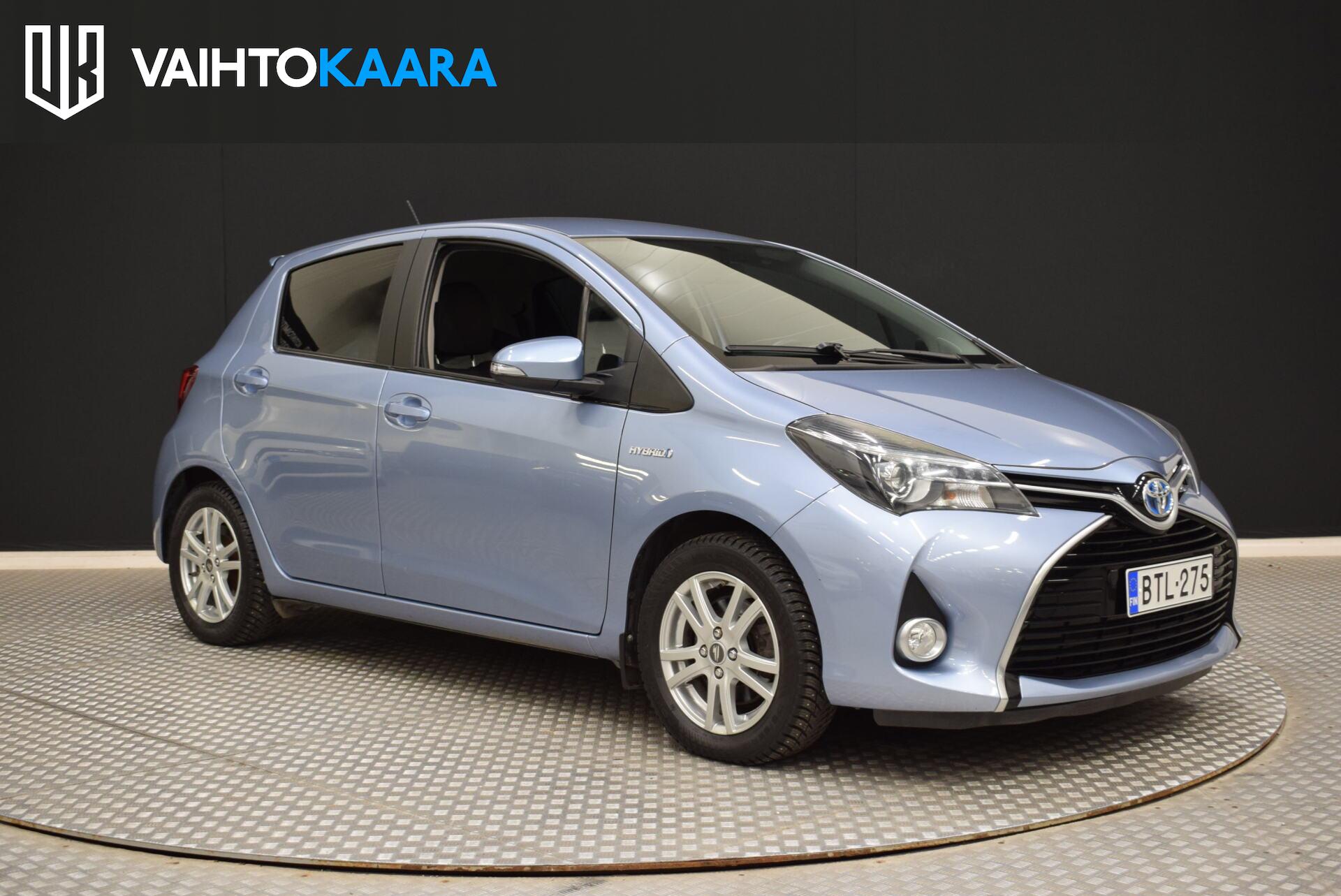 TOYOTA Yaris 2016