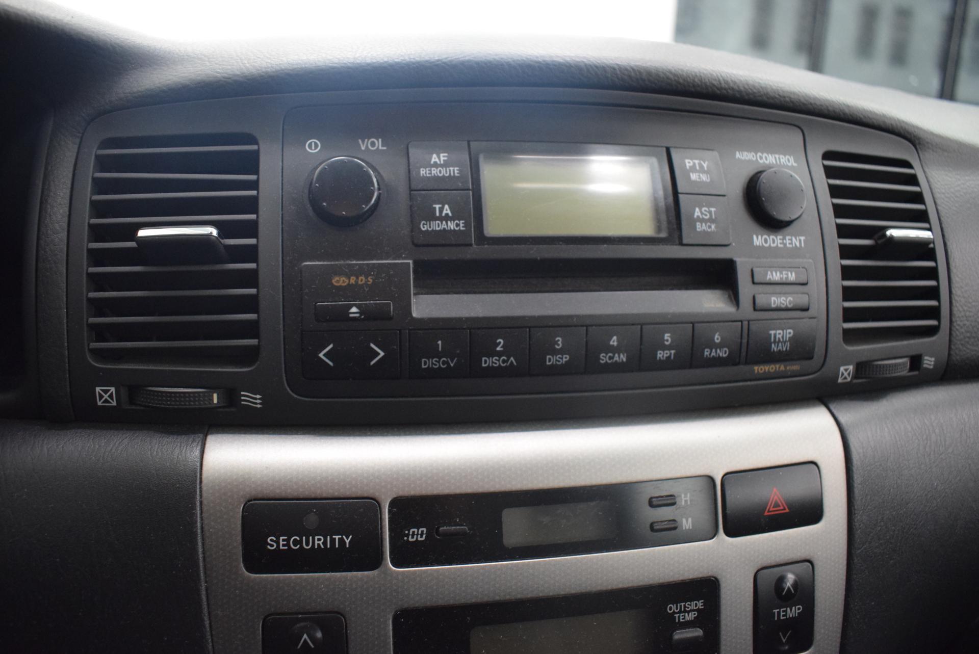 TOYOTA Corolla 2004
