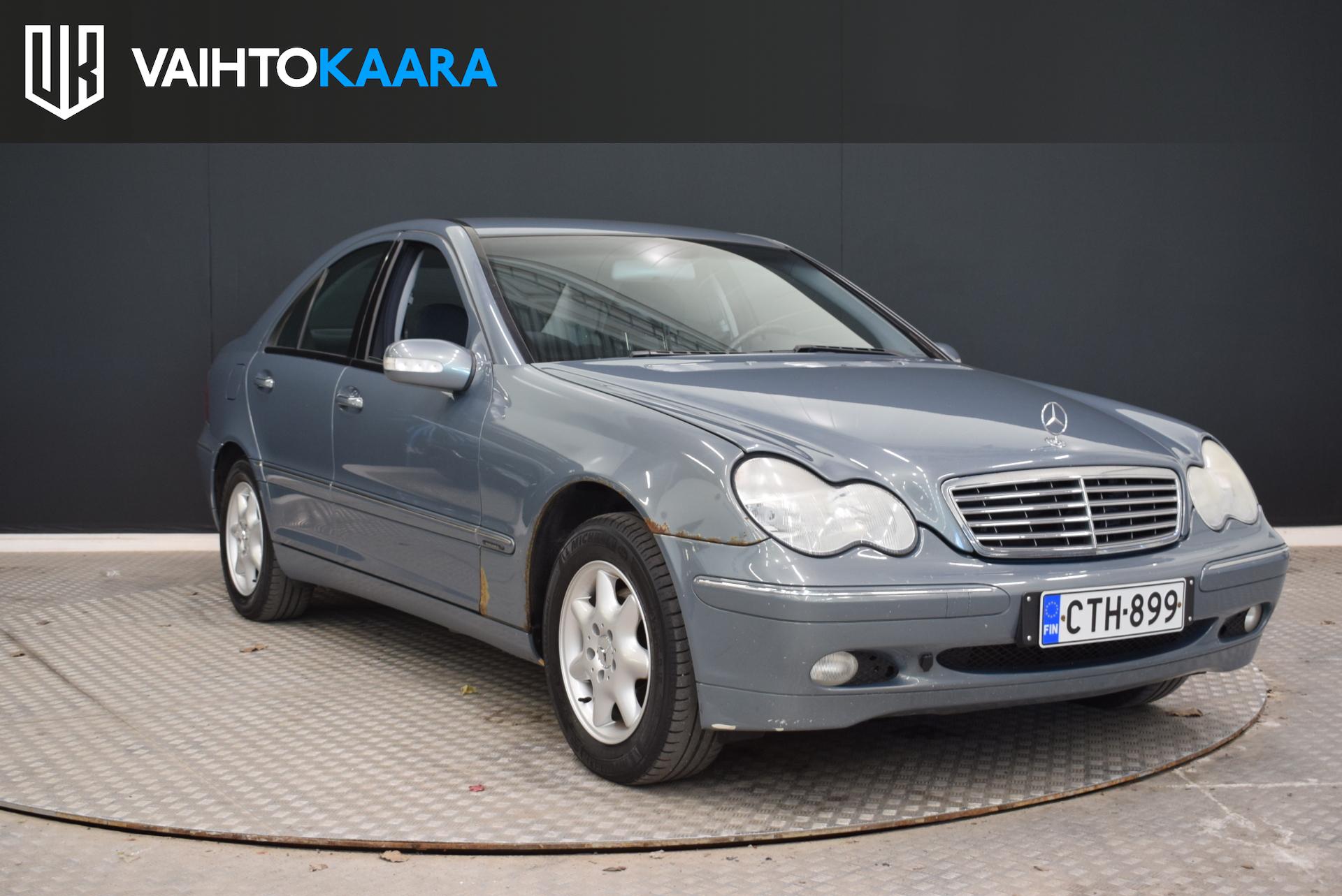 MERCEDES-BENZ C 2004