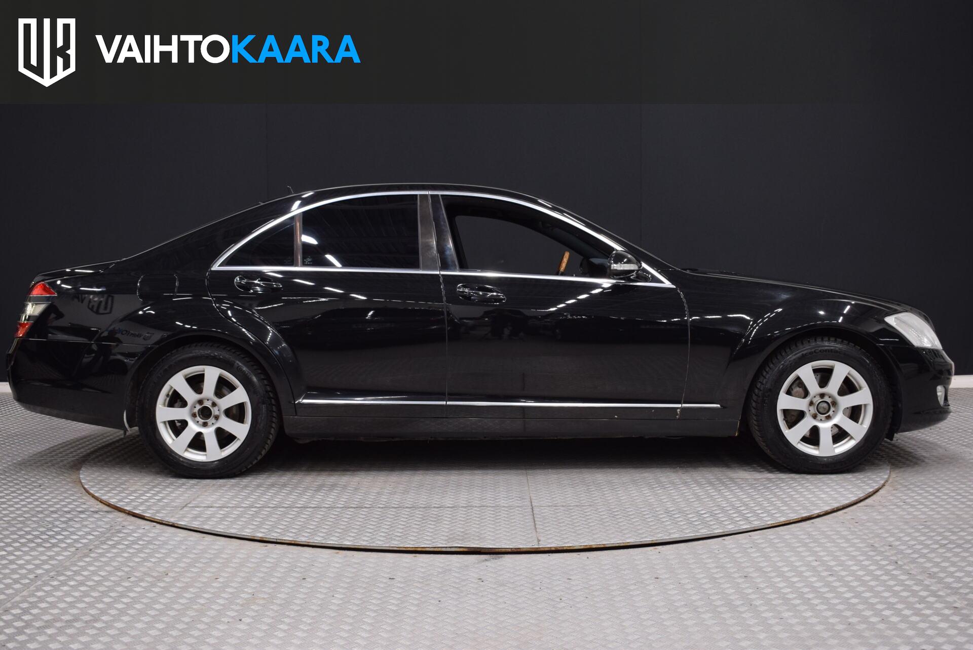 MERCEDES-BENZ S 2006