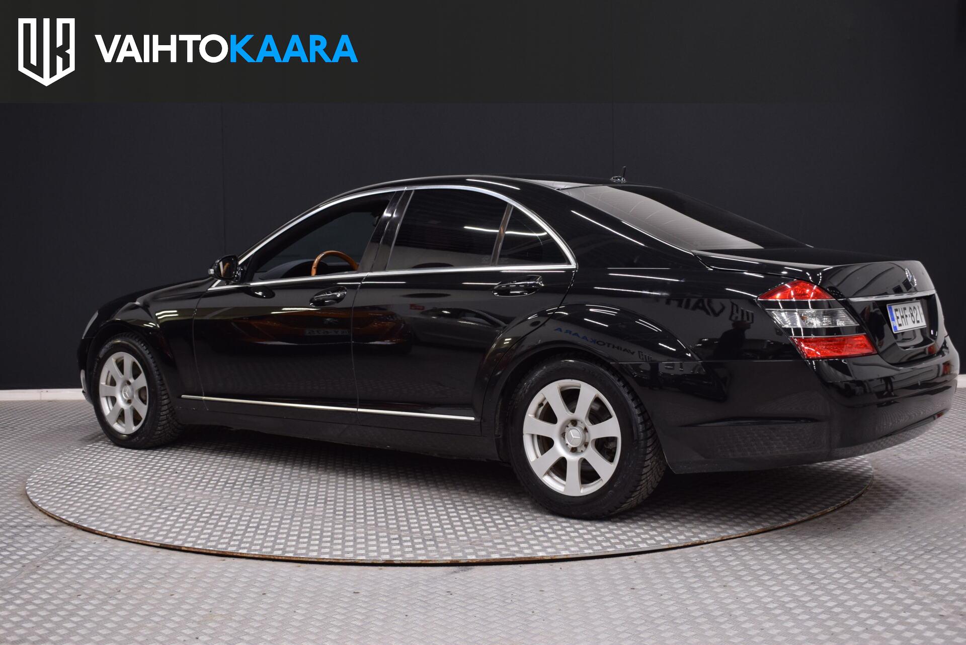 MERCEDES-BENZ S 2006