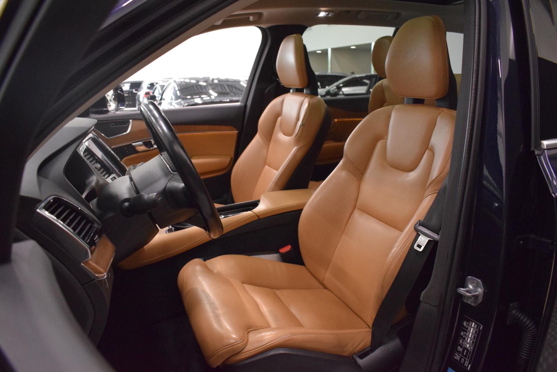 VOLVO XC90 13