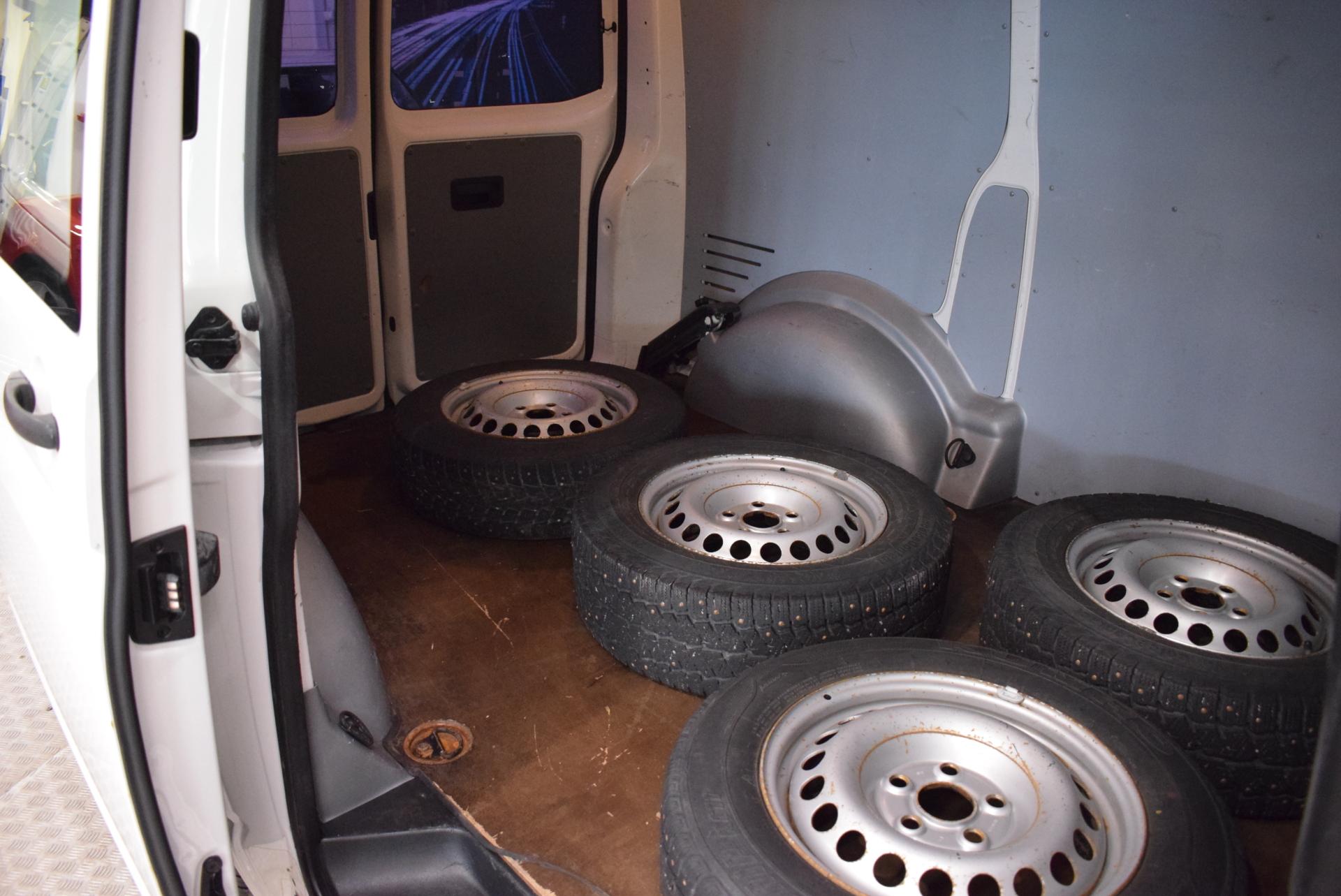 VOLKSWAGEN Transporter 2011