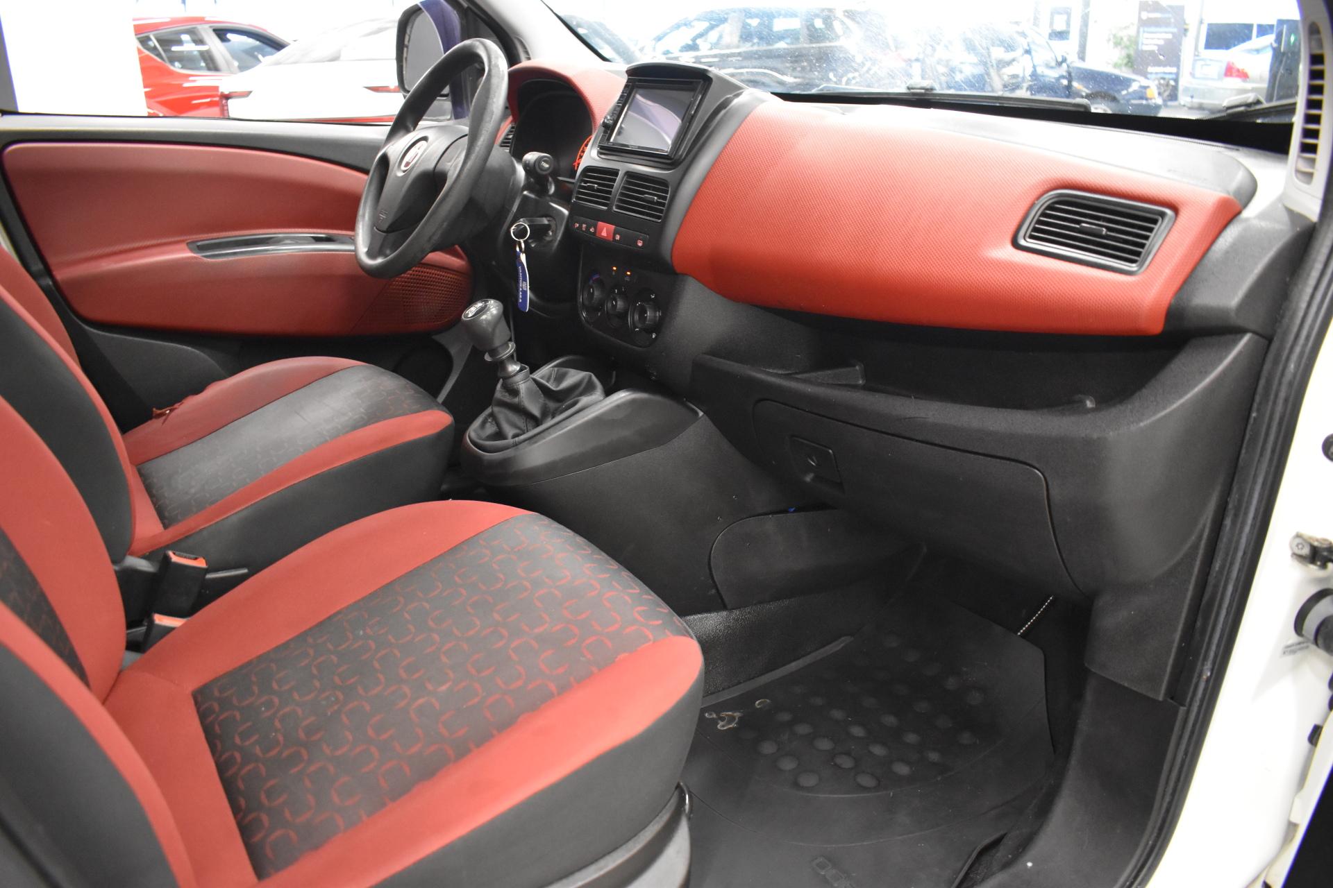 FIAT Doblo 2012