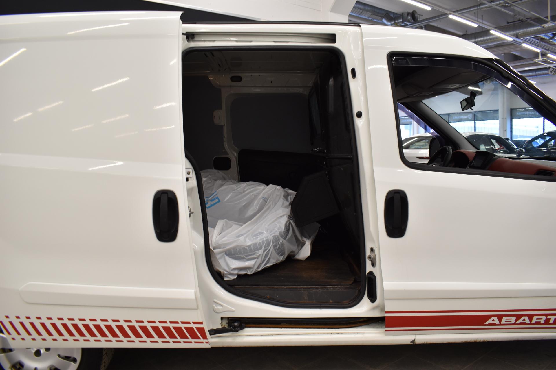 FIAT Doblo 2012