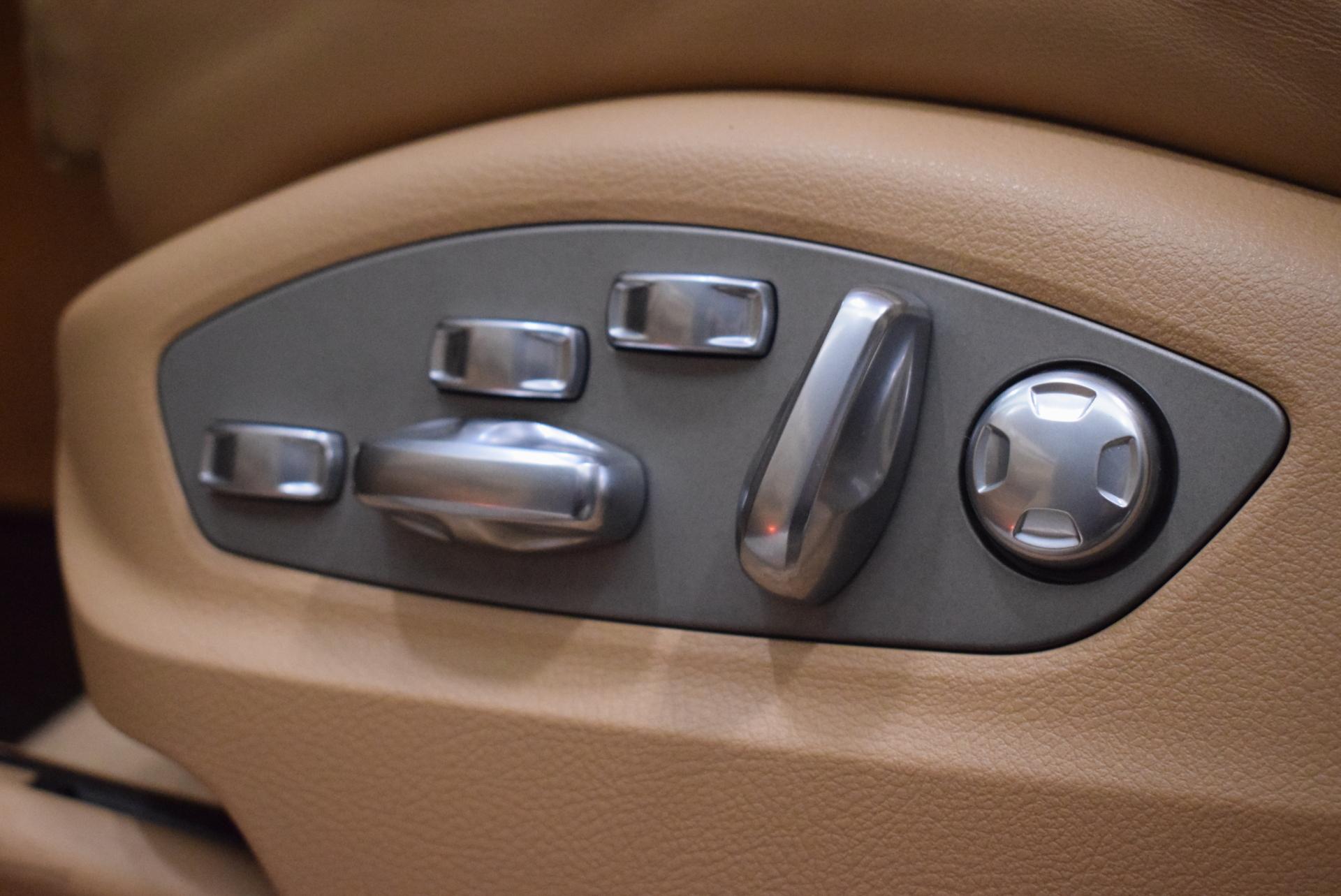 PORSCHE Cayenne 2012