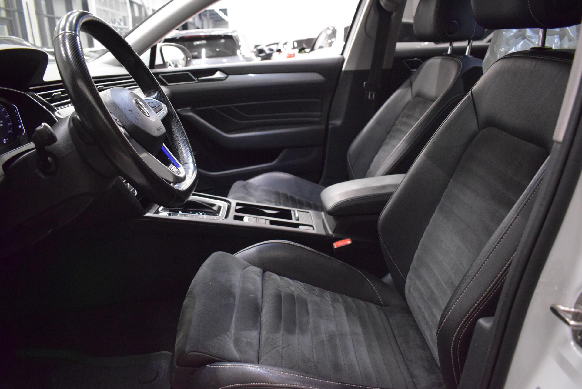 VOLKSWAGEN Passat 2020