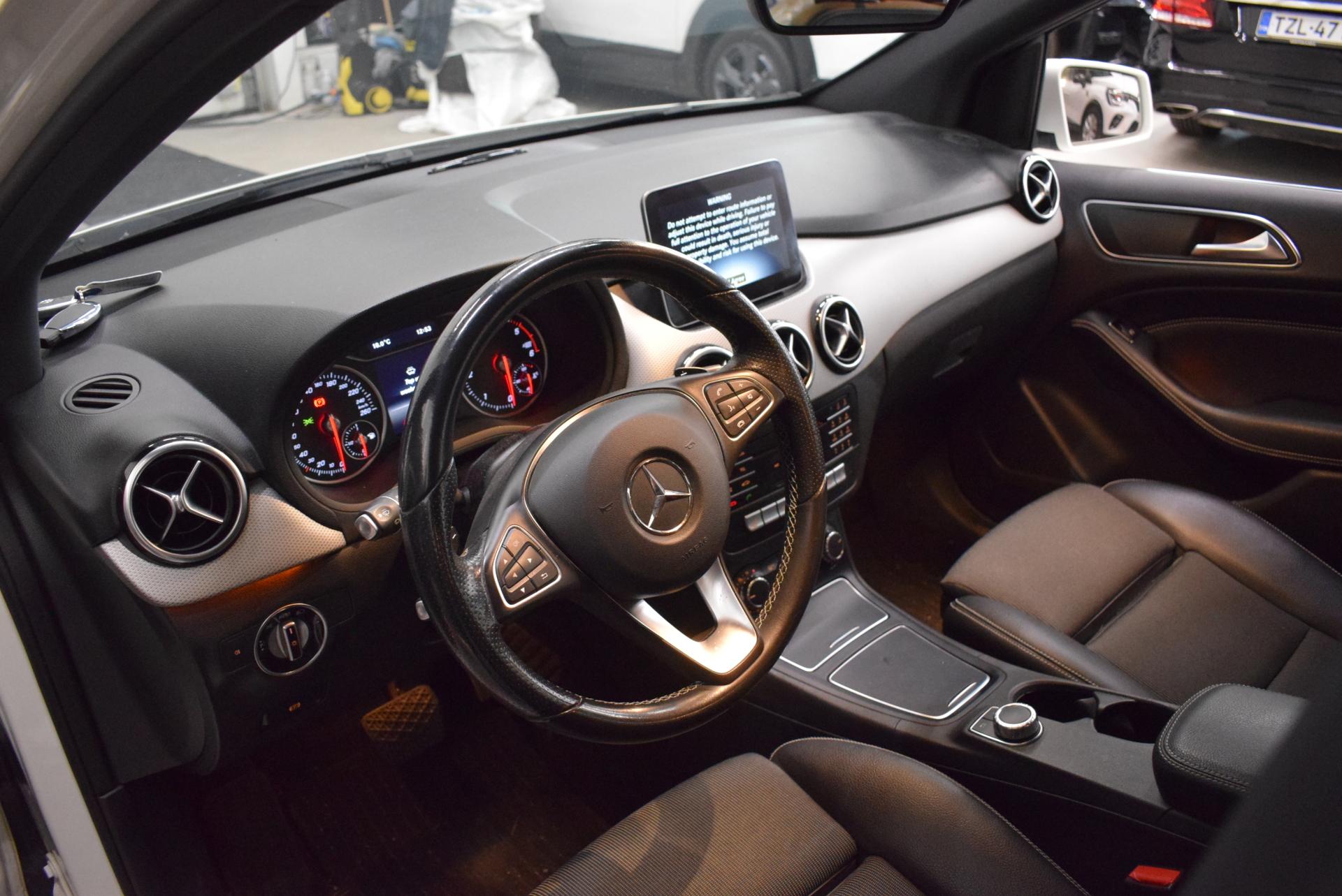 MERCEDES-BENZ B 2018