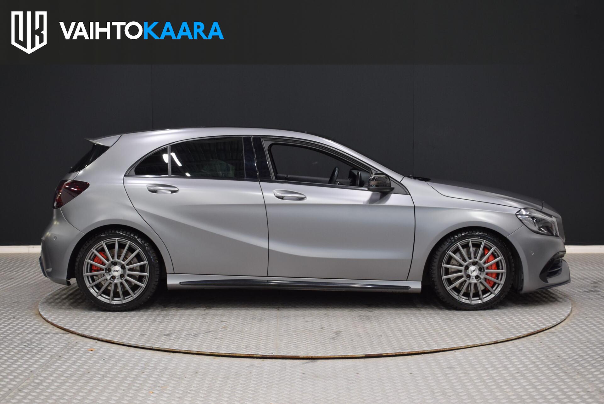 MERCEDES-BENZ A 45 AMG 2016