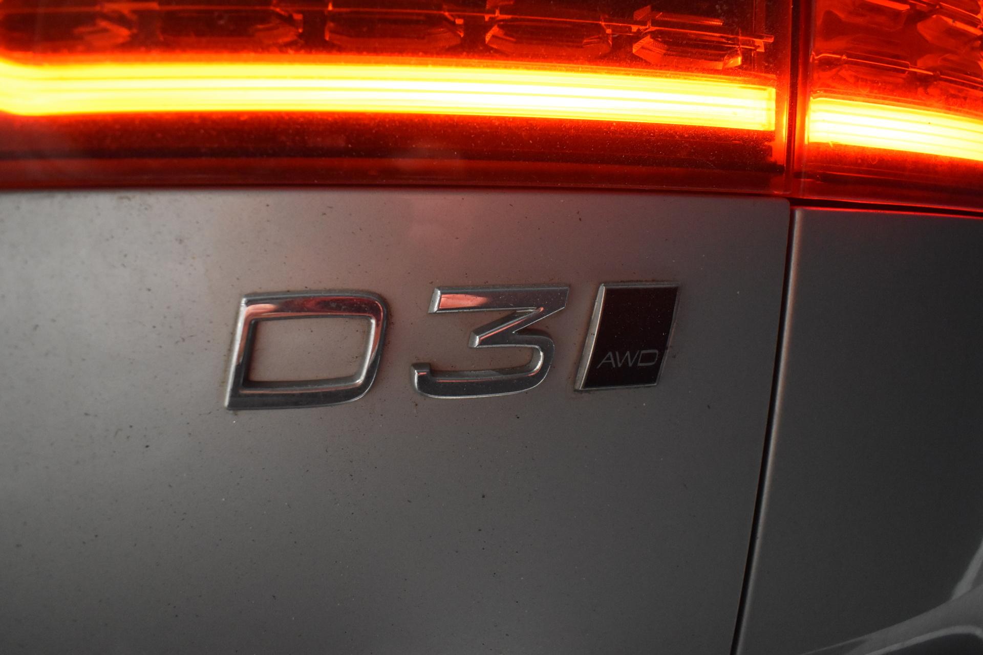 VOLVO V60 2020