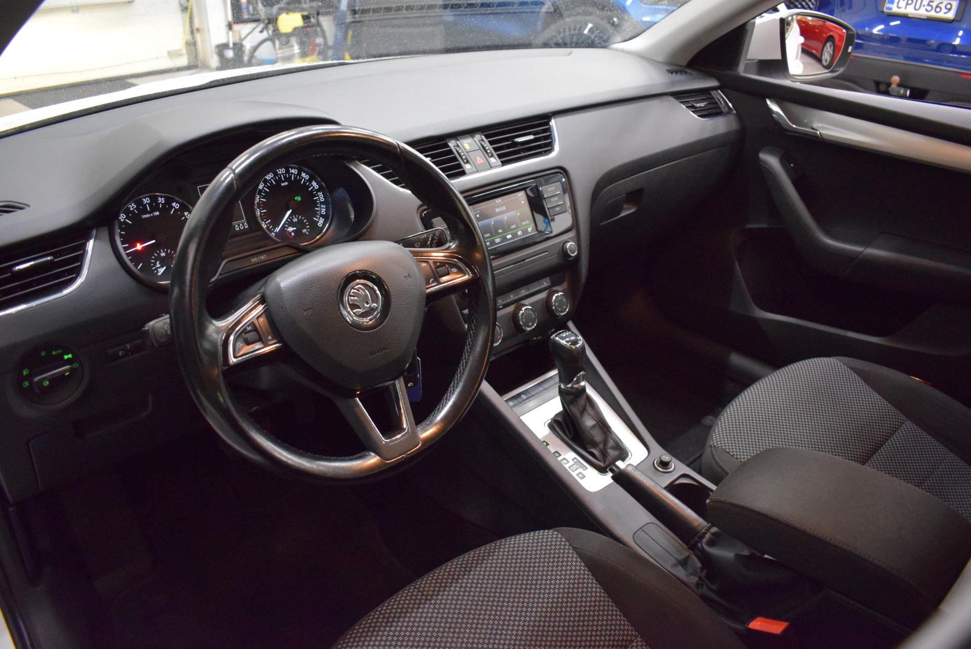 SKODA Octavia 11
