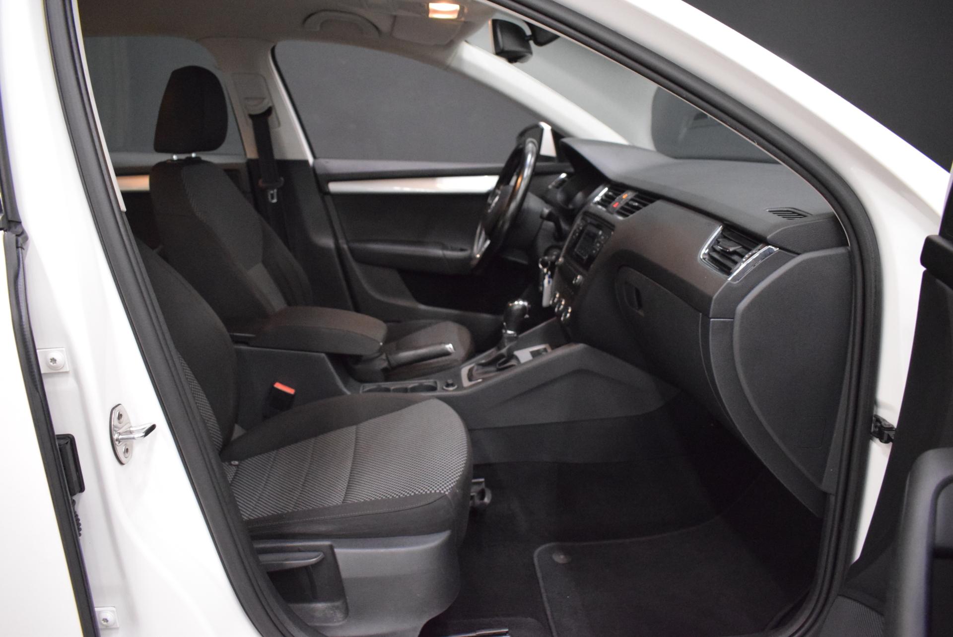 SKODA Octavia 15