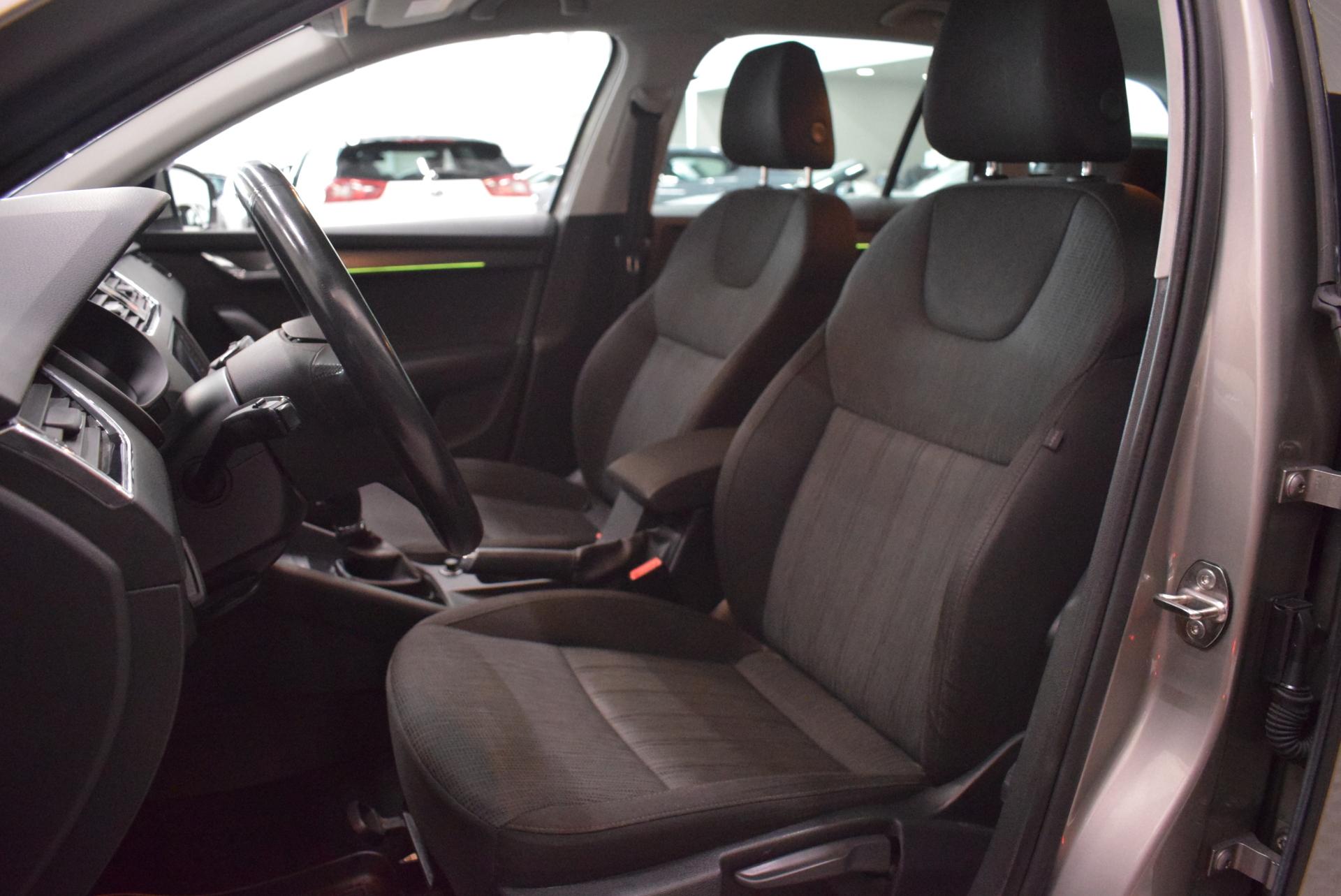 SKODA Octavia 13