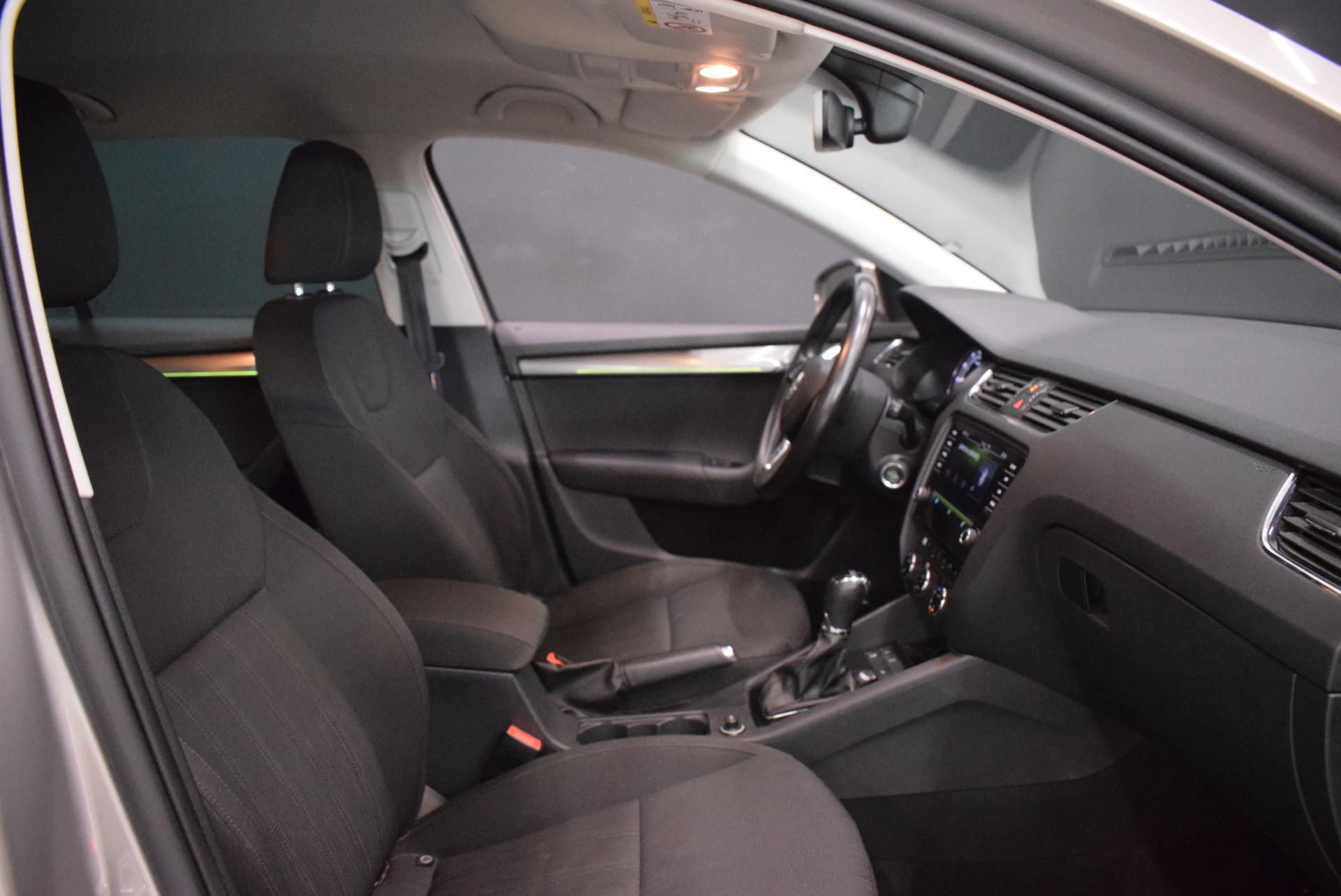 SKODA Octavia 15