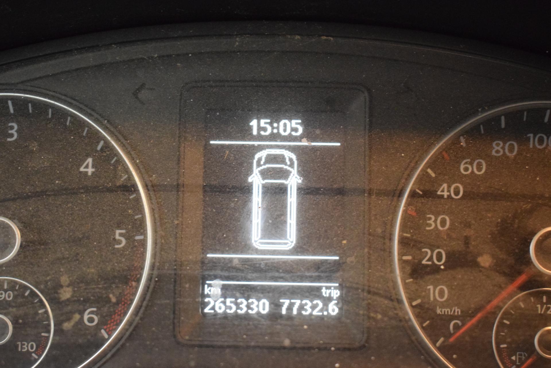 VOLKSWAGEN Transporter 13