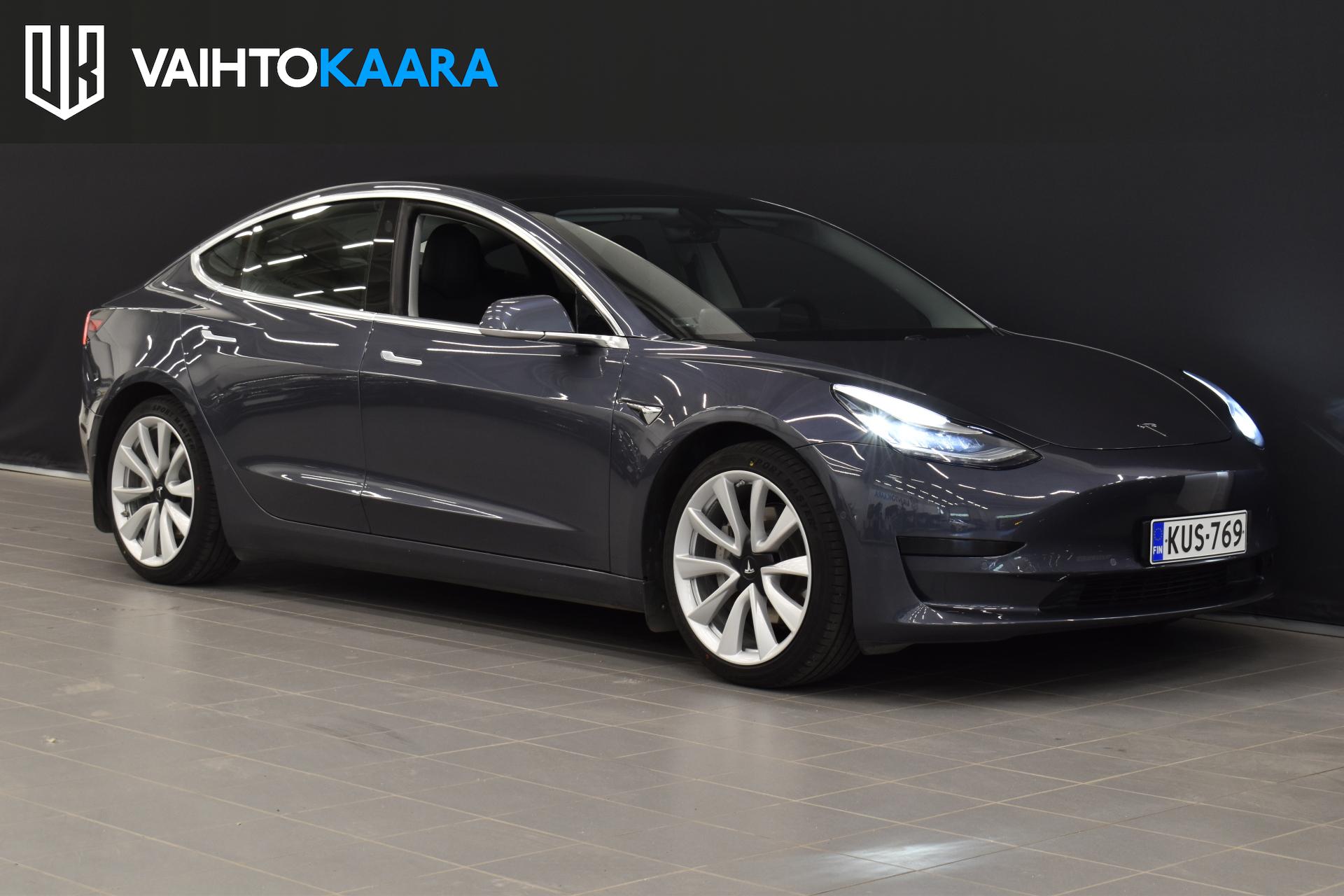 TESLA Model 3 2020