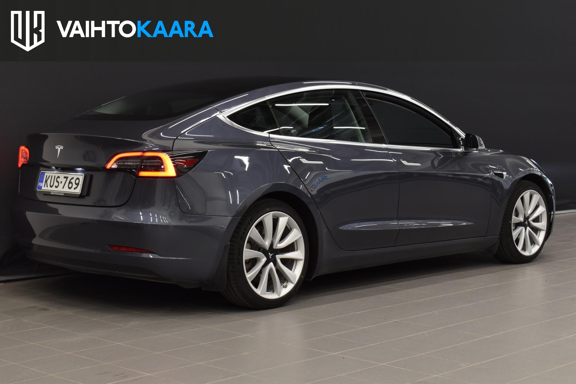 TESLA Model 3 2020