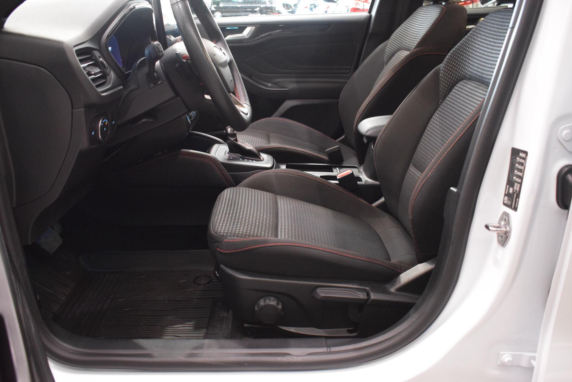 FORD Focus 2023