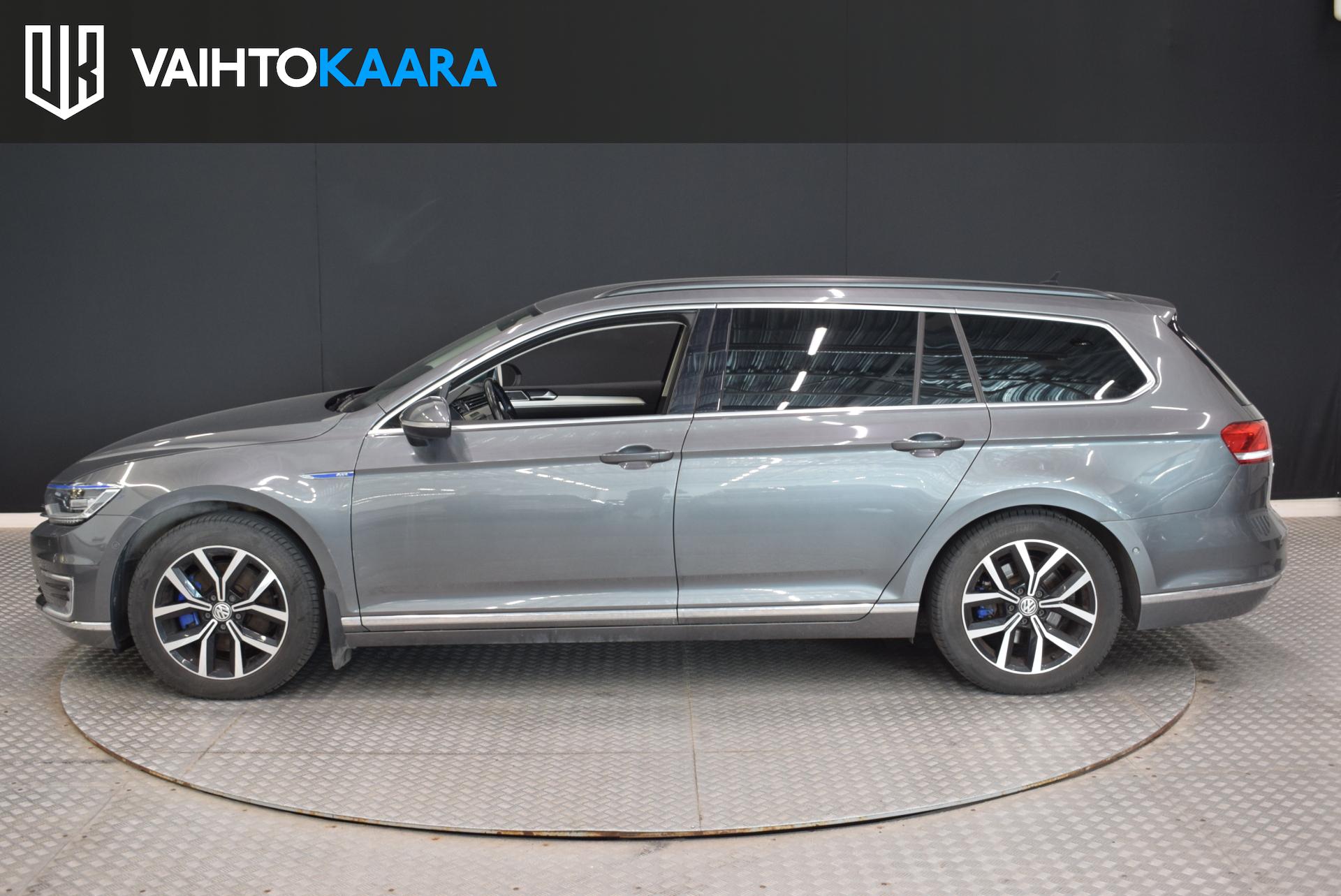 VOLKSWAGEN Passat 2017