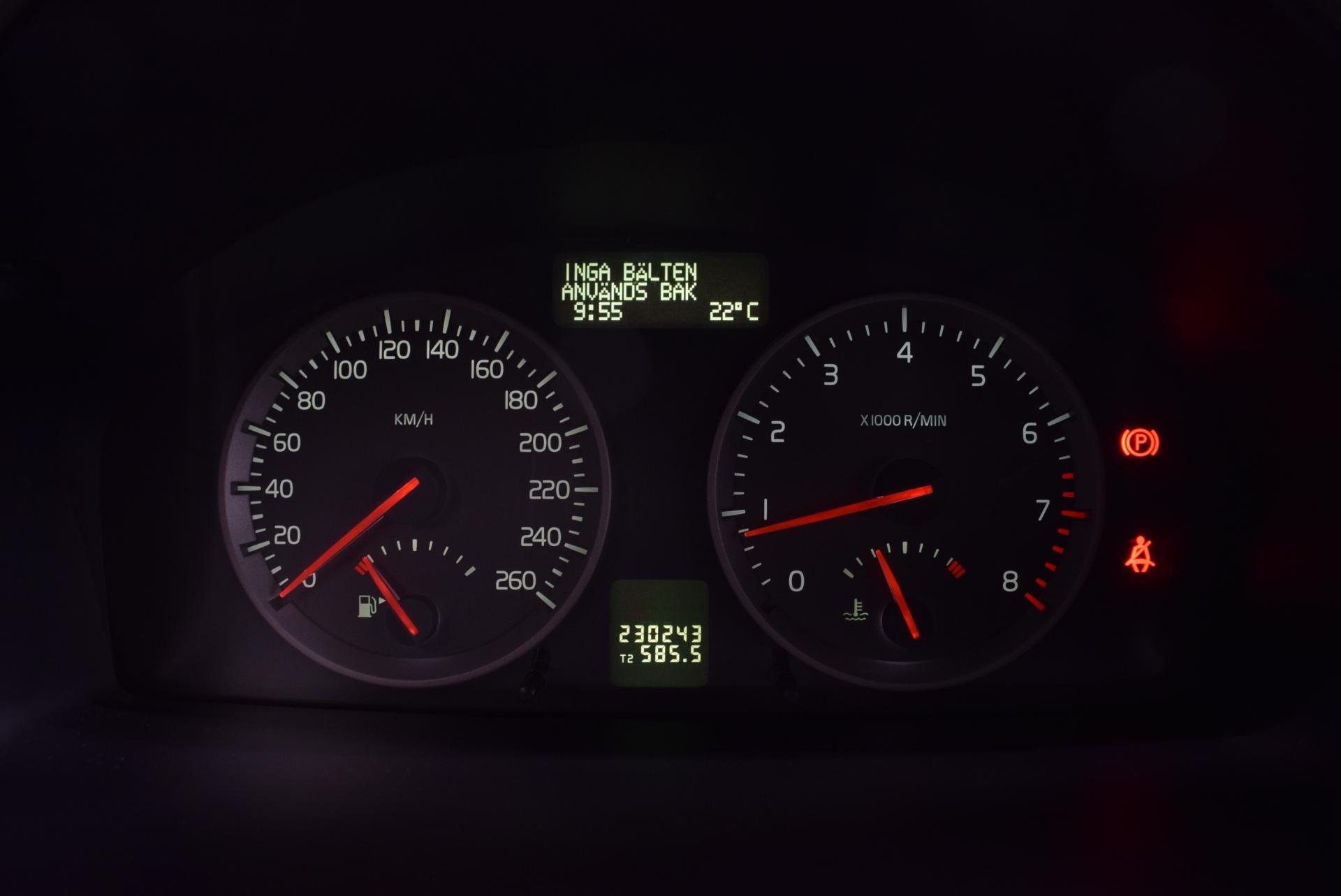 VOLVO V50 2004
