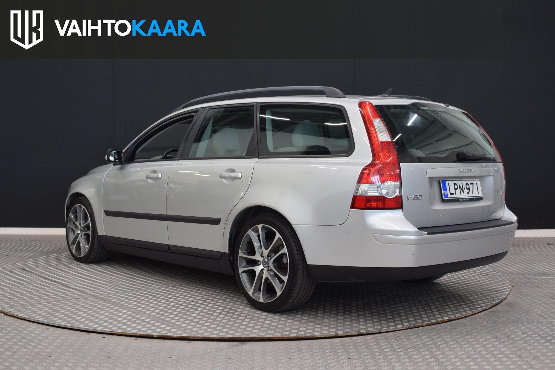 VOLVO V50 2004