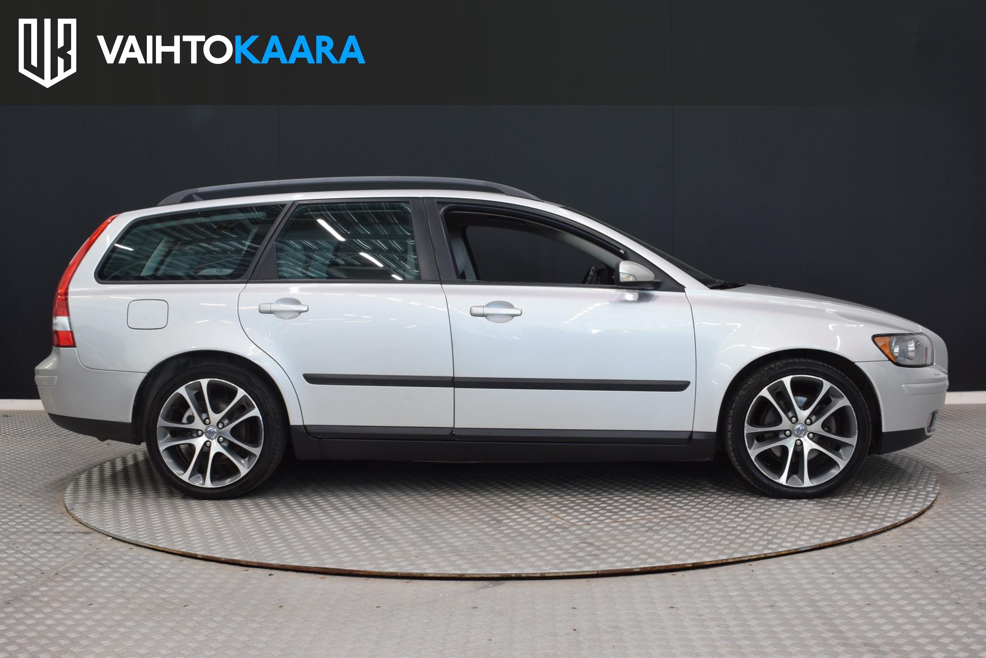 VOLVO V50 2004