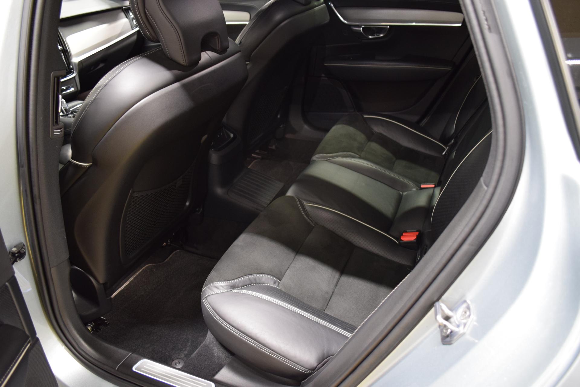 VOLVO V90 15