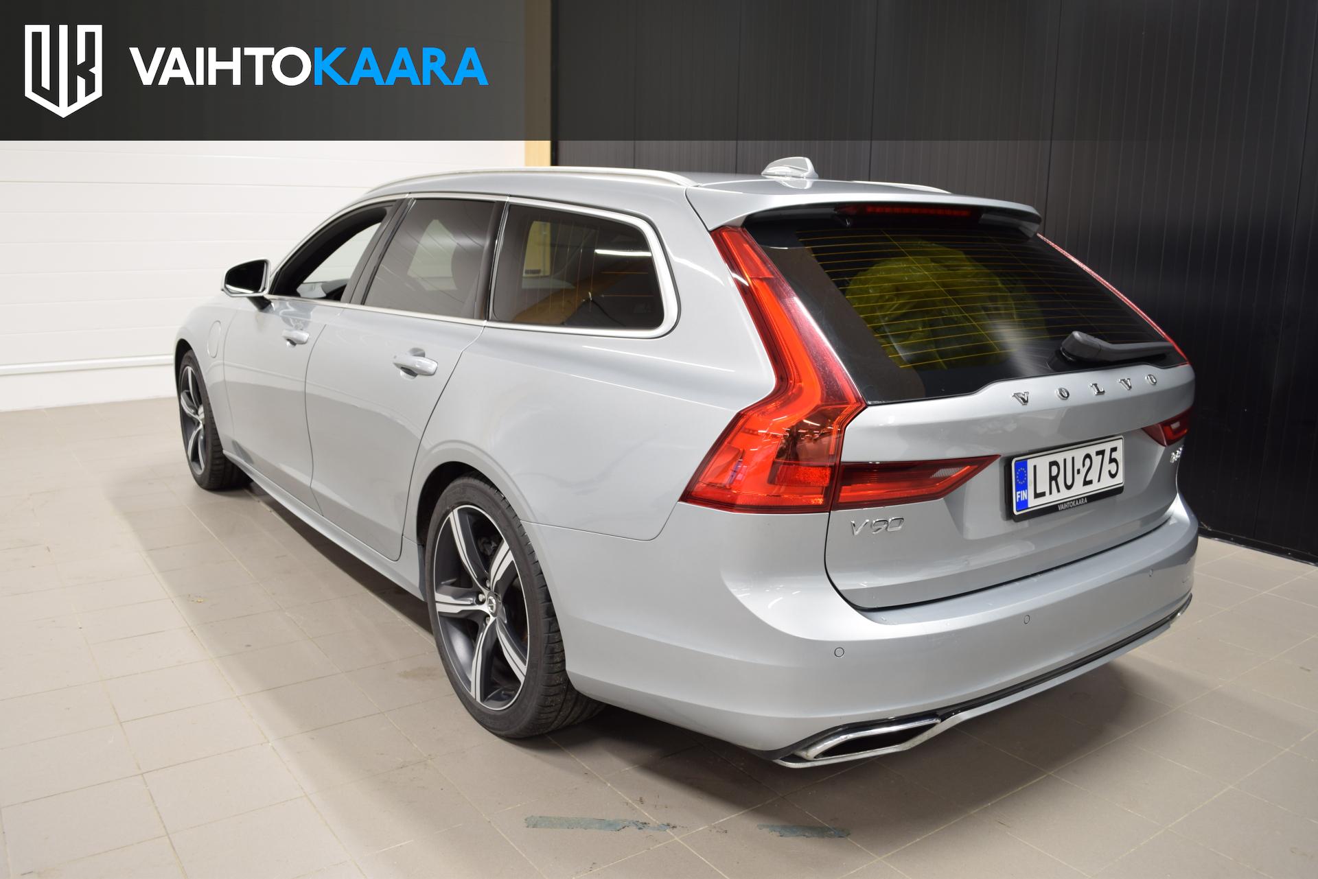 VOLVO V90 5