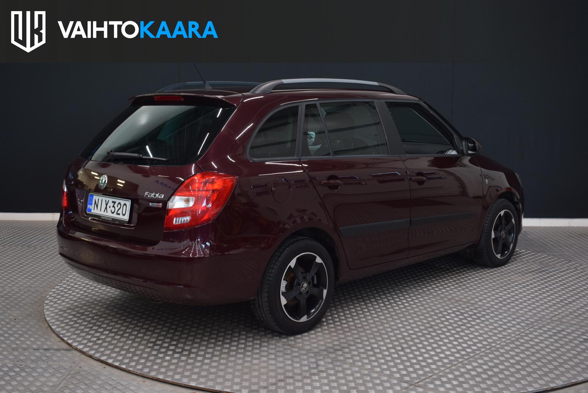 SKODA Fabia 2012