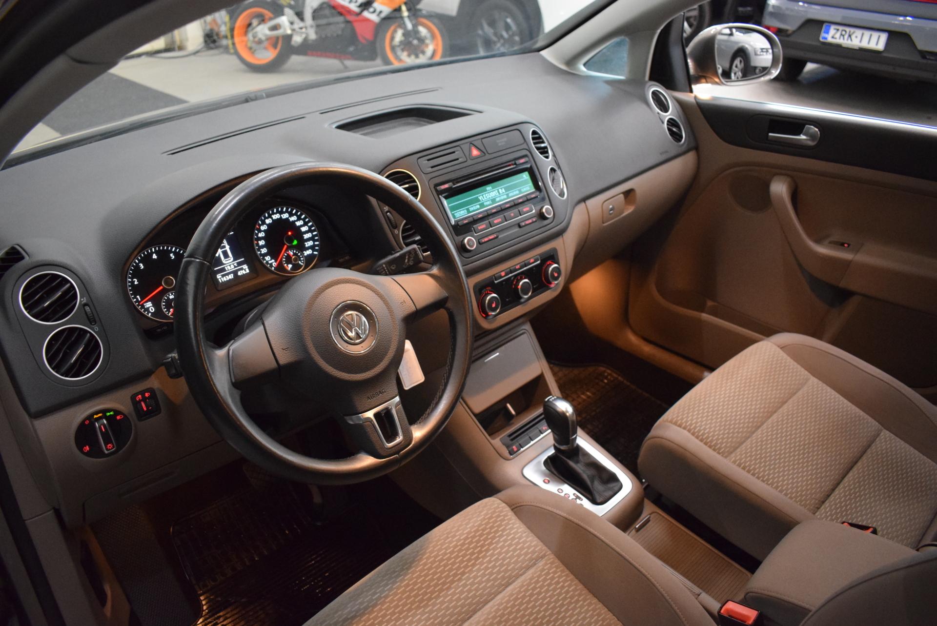 VOLKSWAGEN Golf Plus 2012