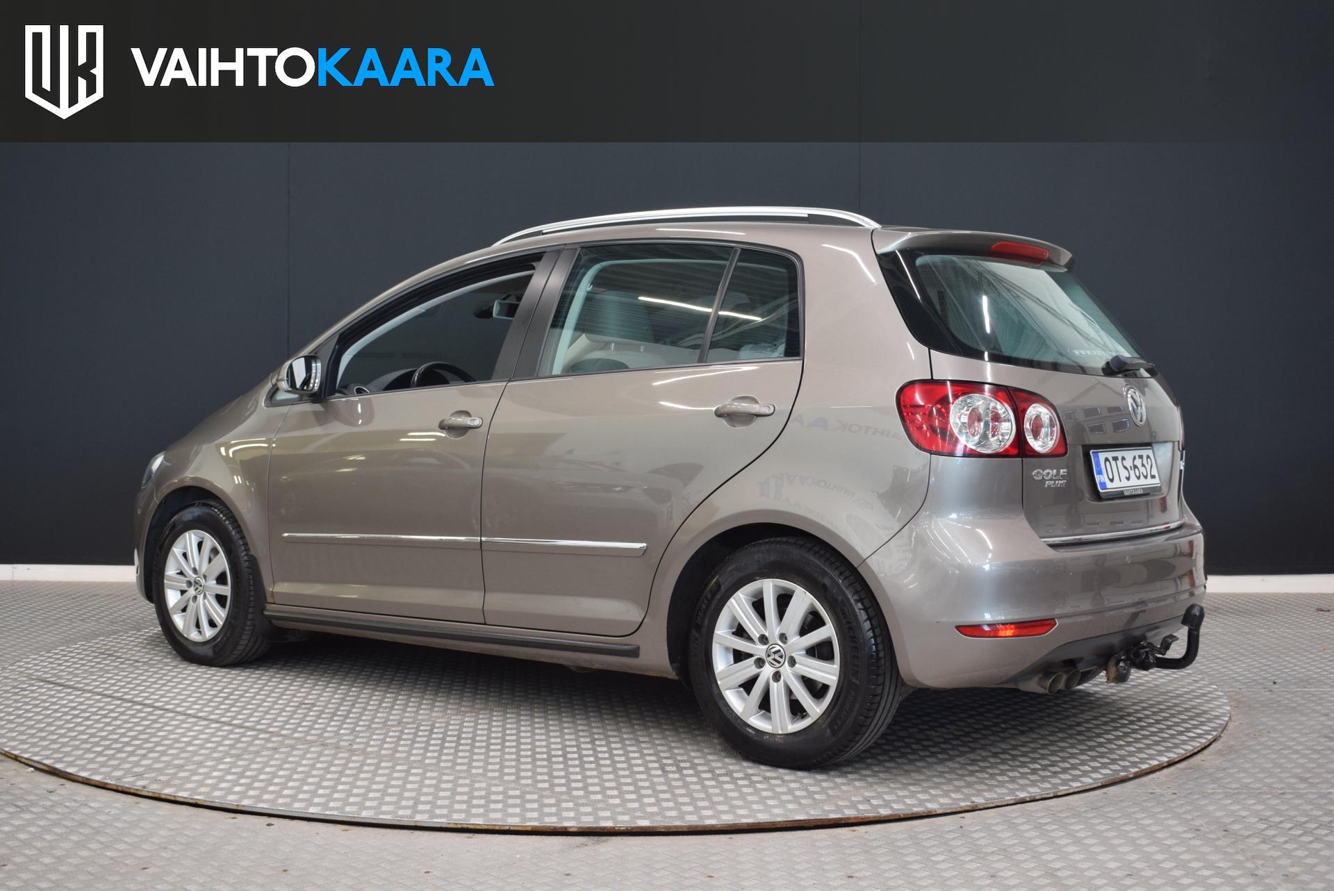 VOLKSWAGEN Golf Plus 2012