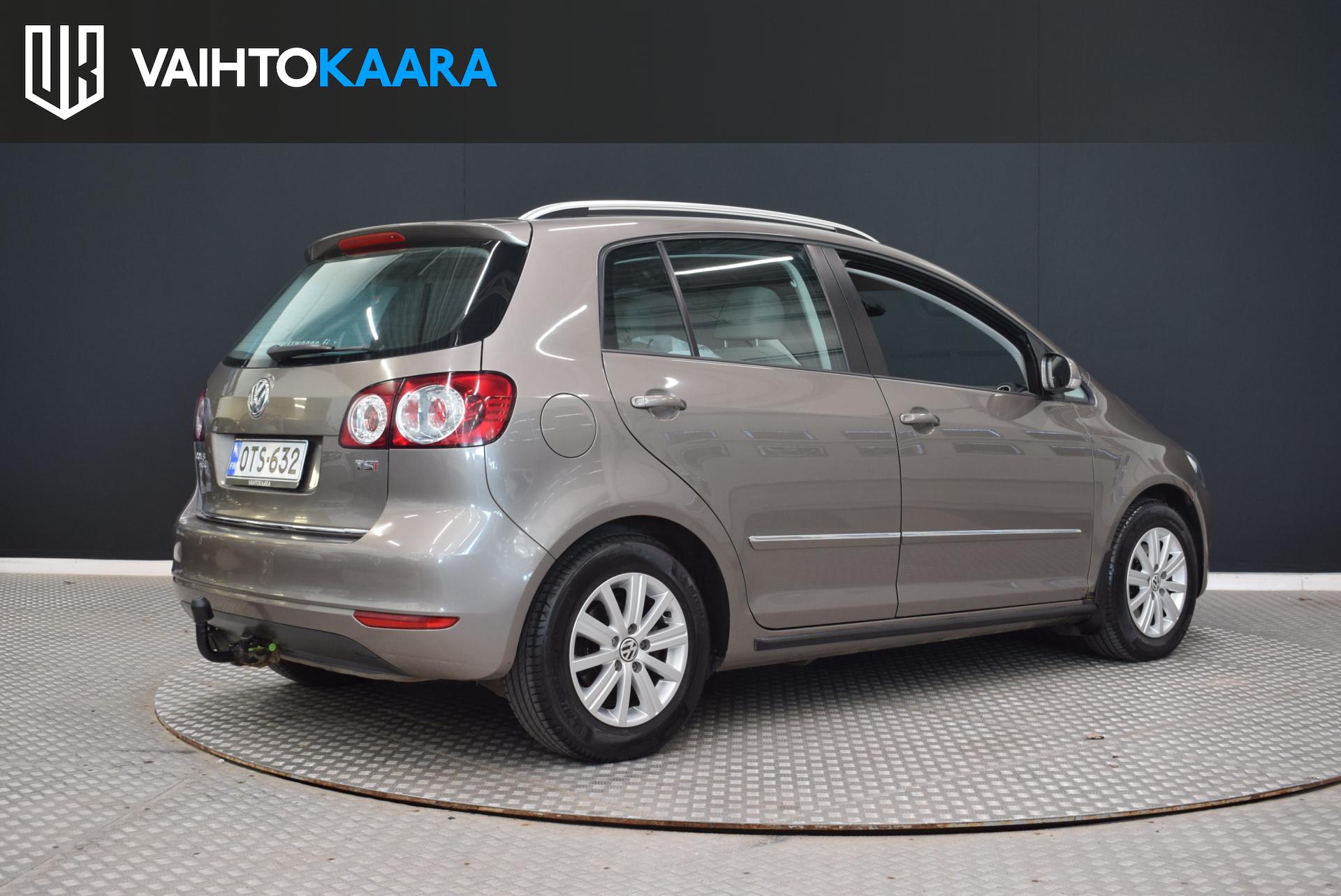 VOLKSWAGEN Golf Plus 2012