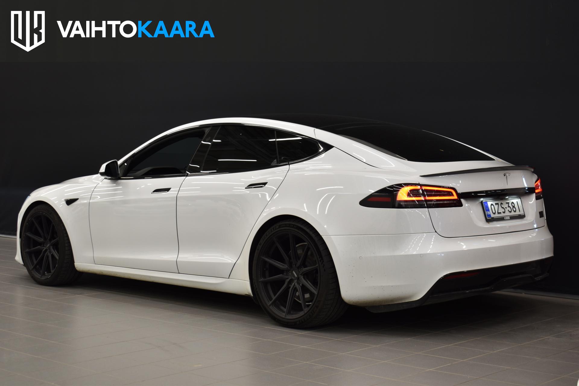 TESLA Model S 2023