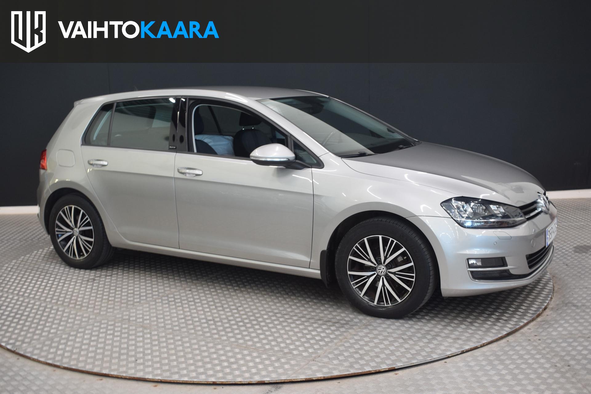 VOLKSWAGEN Golf 2016