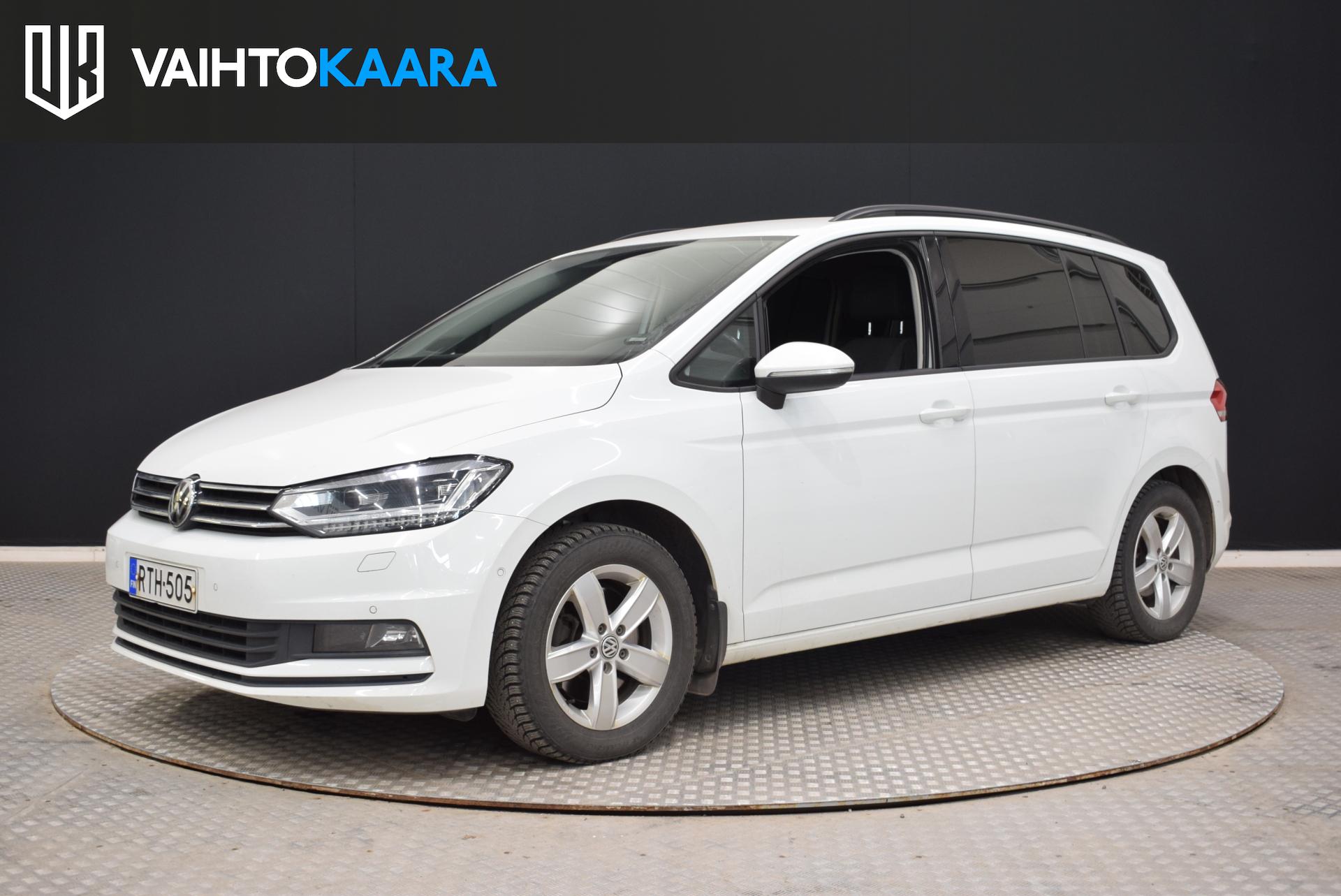 VOLKSWAGEN Touran 2018