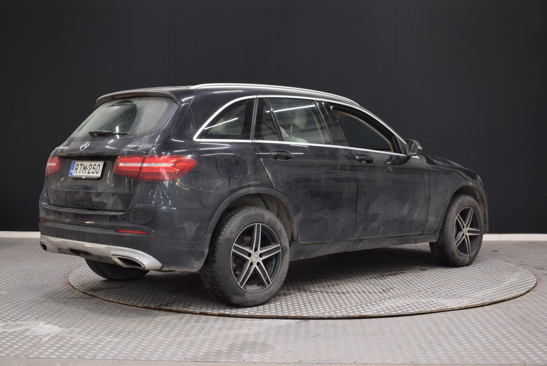 MERCEDES-BENZ GLC 2017